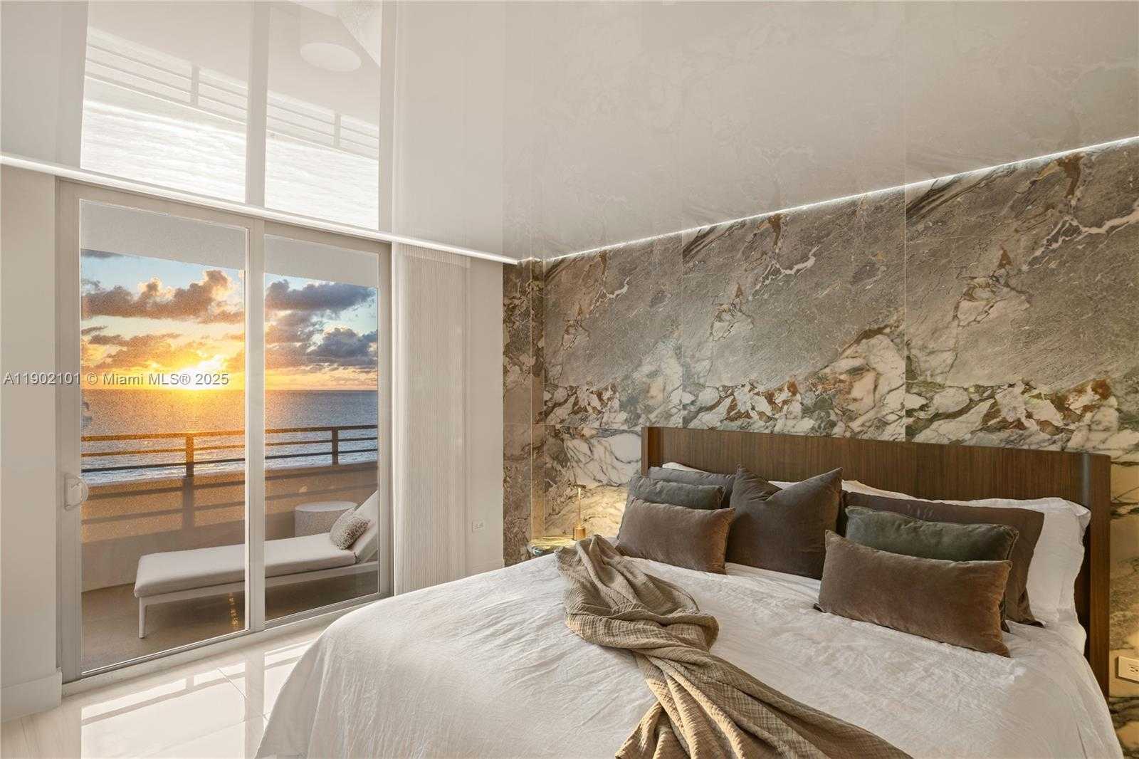 Small Image of 5555 COLLINS AVE #16H, Miami Beach Number 23