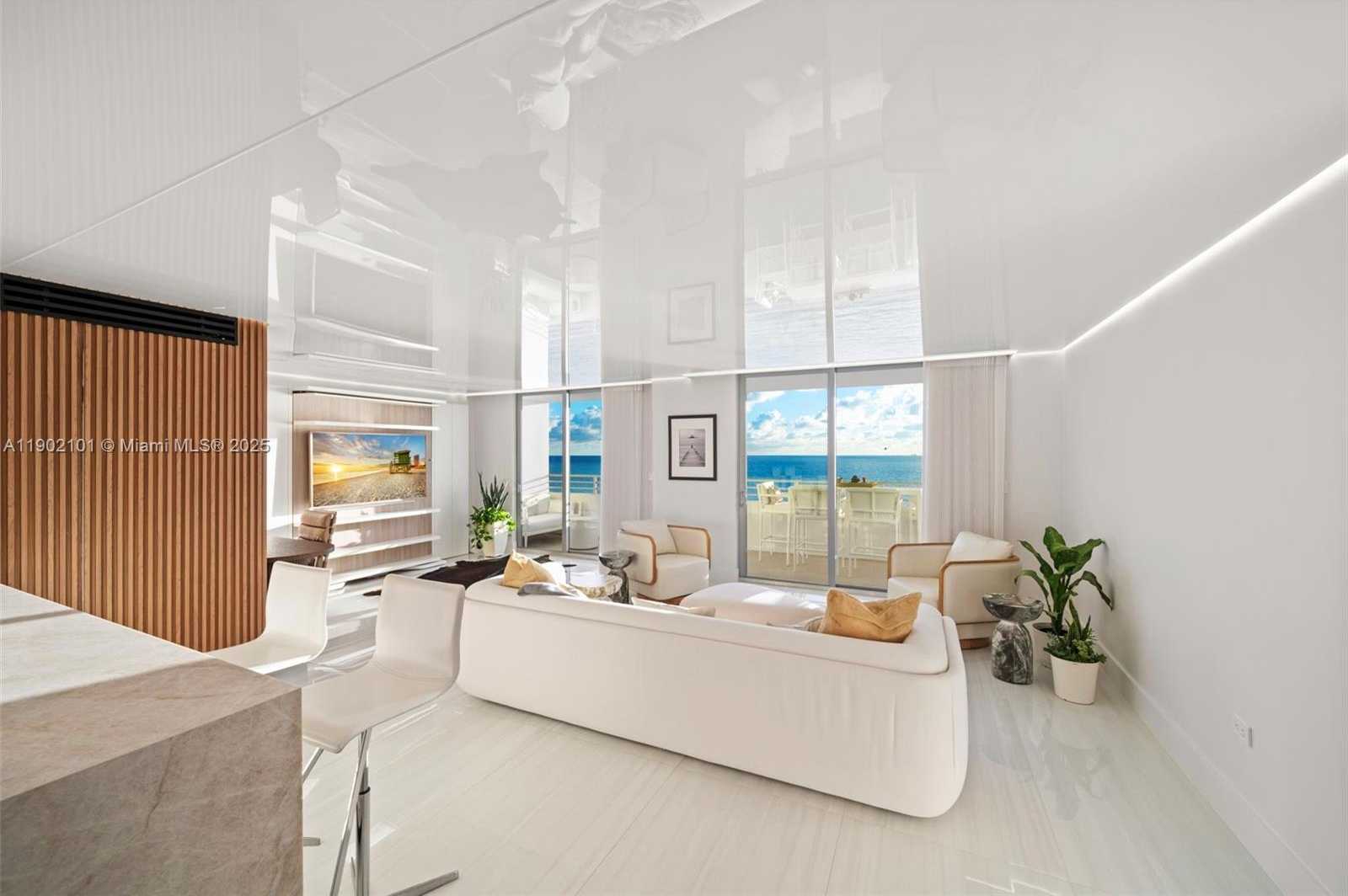 Small Image of 5555 COLLINS AVE #16H, Miami Beach Number 29