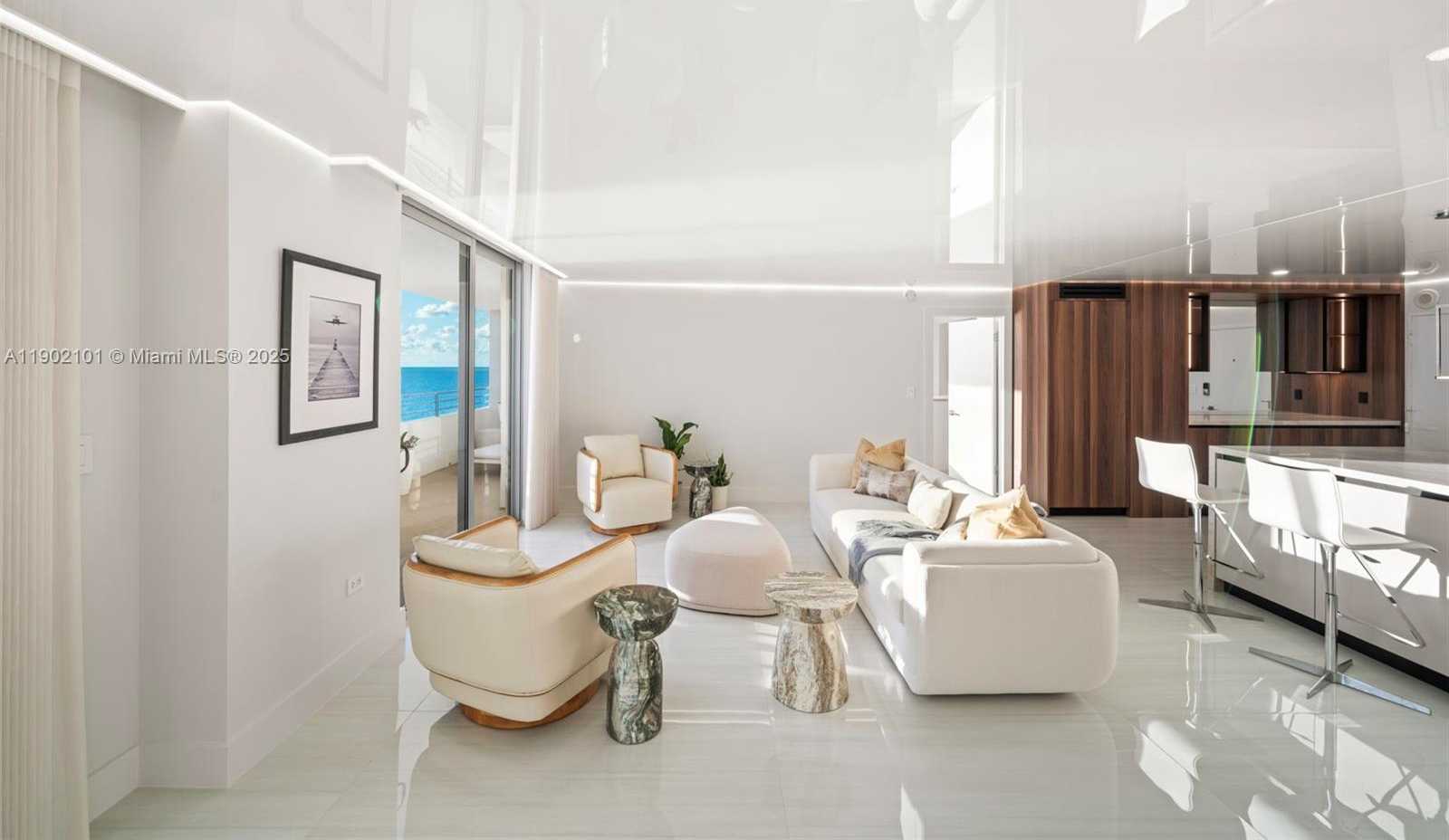 Small Image of 5555 COLLINS AVE #16H, Miami Beach Number 34