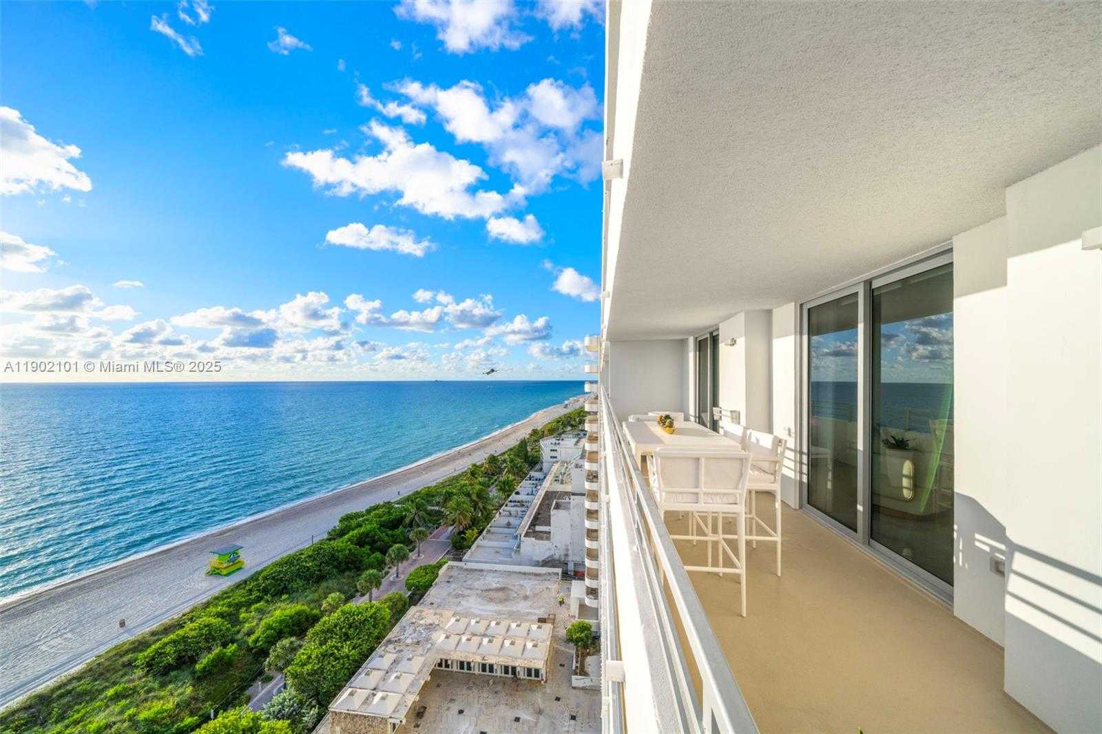 Small Image of 5555 COLLINS AVE #16H, Miami Beach Number 43