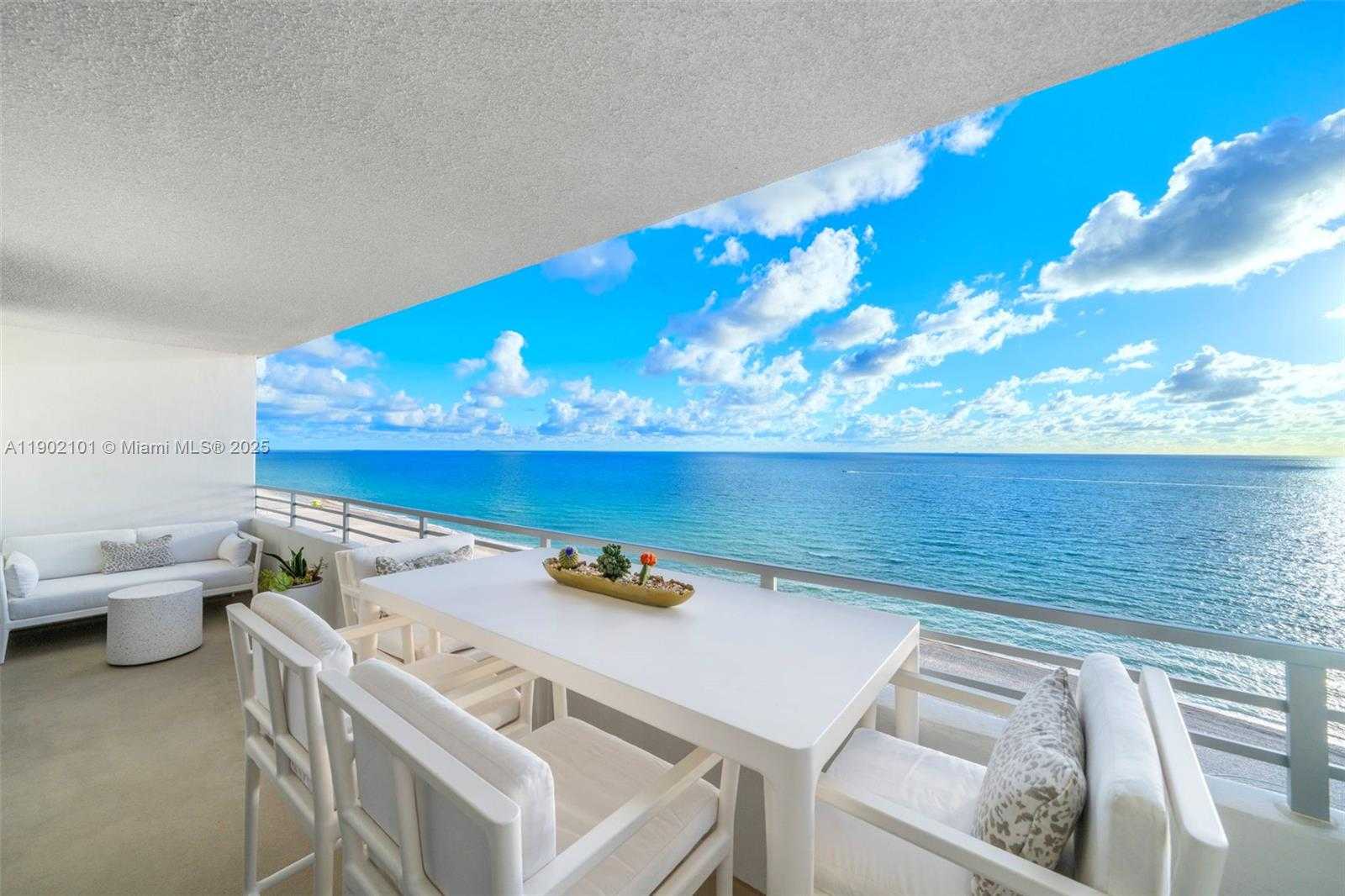 Small Image of 5555 COLLINS AVE #16H, Miami Beach Number 46