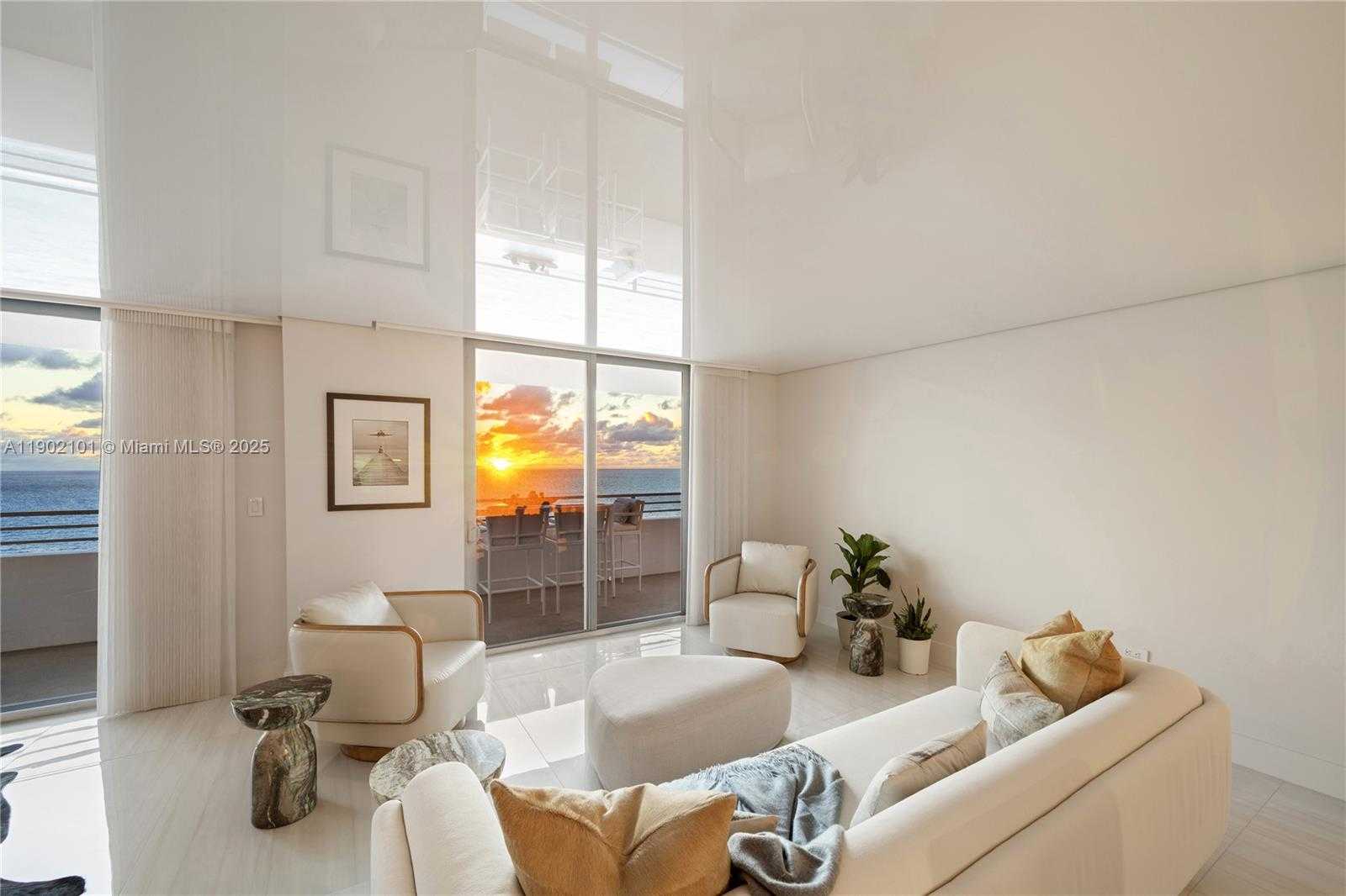 Small Image of 5555 COLLINS AVE #16H, Miami Beach Number 9