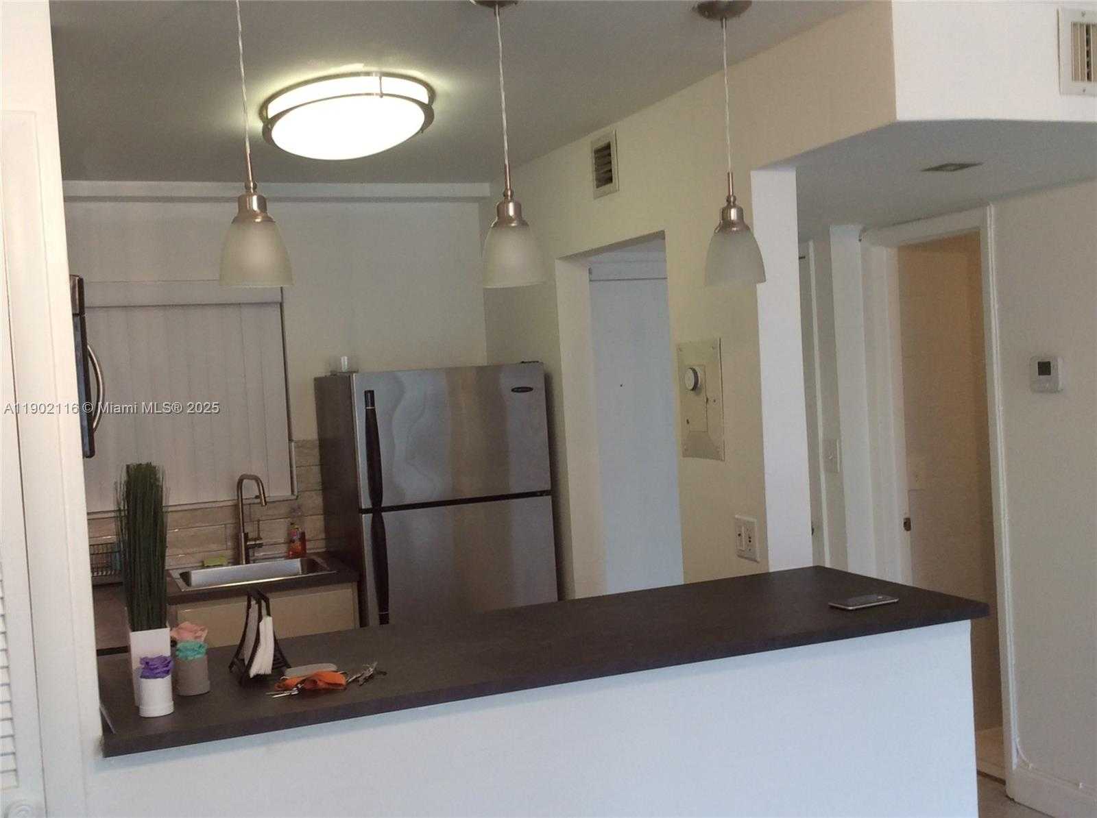 Small Image of 1345 LINCOLN RD #704, Miami Beach Number 8