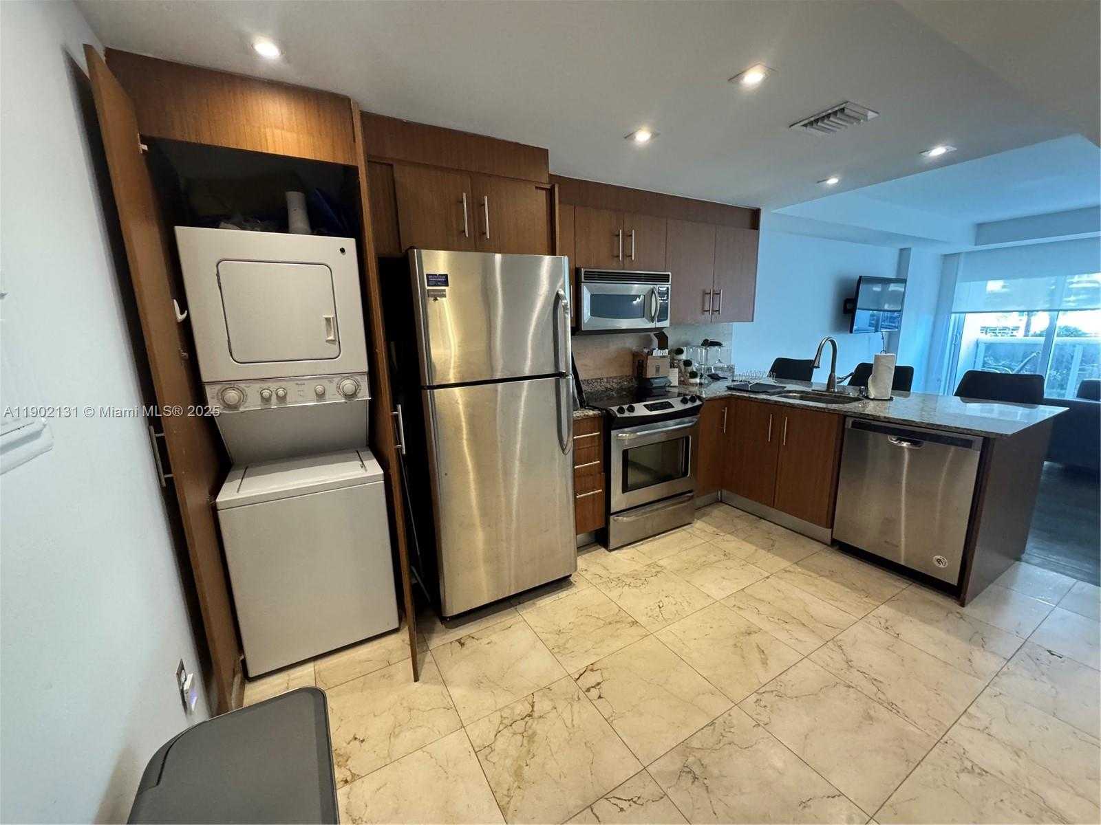 Small Image of 10275 COLLINS AVE #402, Bal Harbour Number 2