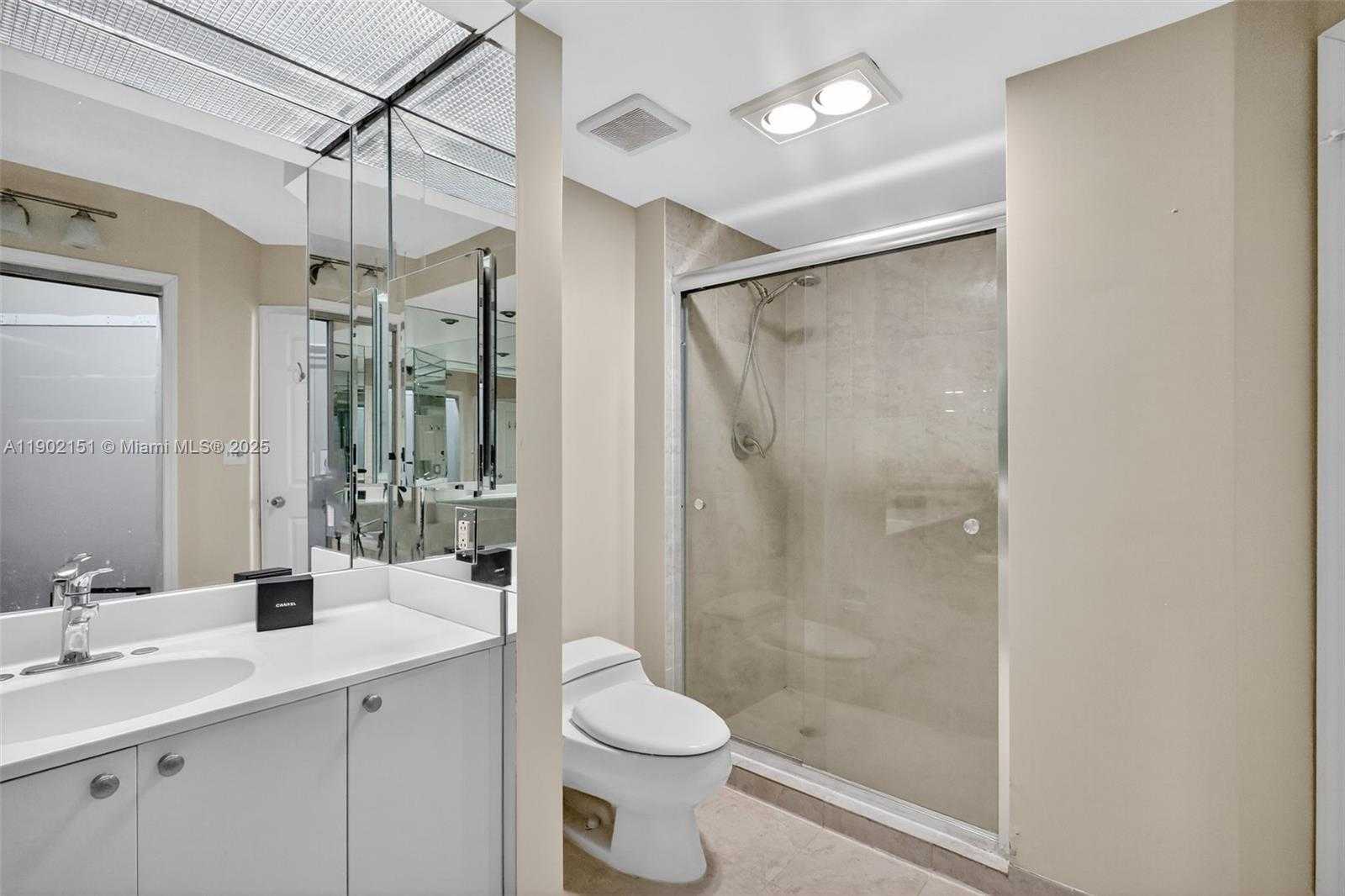 Small Image of 20185 EAST COUNTRY CLUB DR #1405, Aventura Number 19