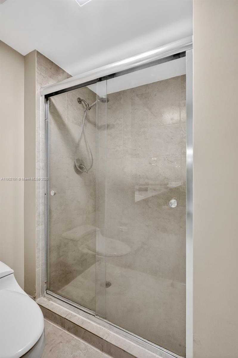 Small Image of 20185 EAST COUNTRY CLUB DR #1405, Aventura Number 20