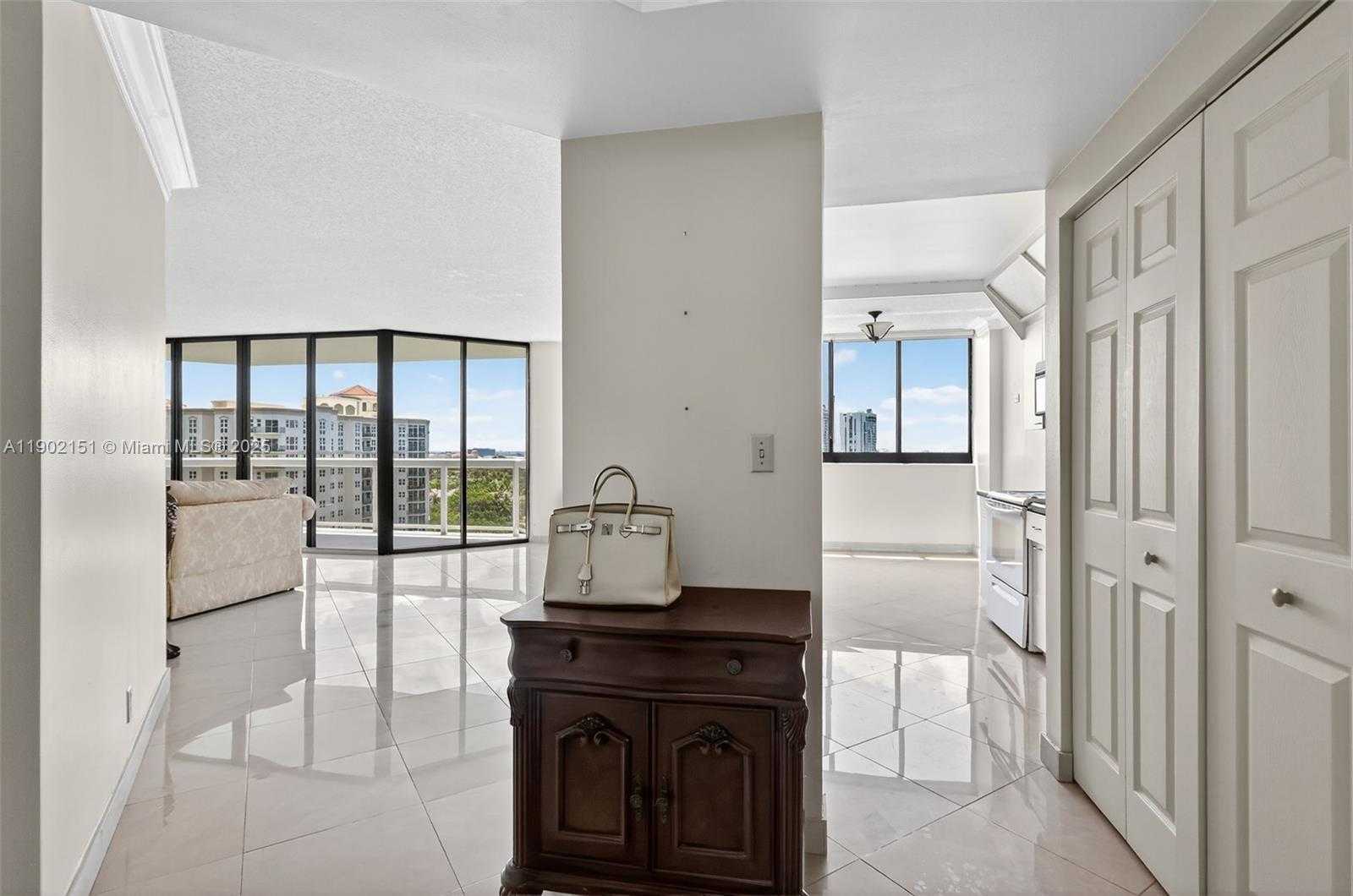 Small Image of 20185 EAST COUNTRY CLUB DR #1405, Aventura Number 9