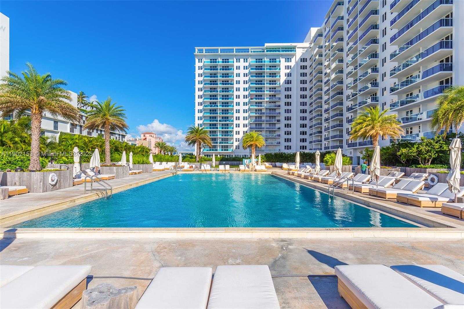 Small Image of 2301 COLLINS AVE #1501, Miami Beach Number 17