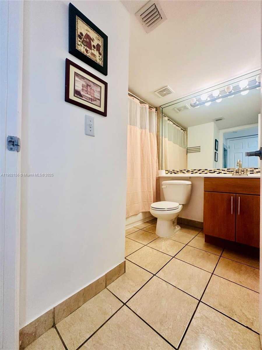 Small Image of 1690 SOUTH WEST 27TH AVE #806, Miami Number 18