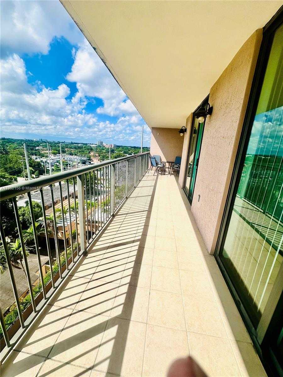 Small Image of 1690 SOUTH WEST 27TH AVE #806, Miami Number 20