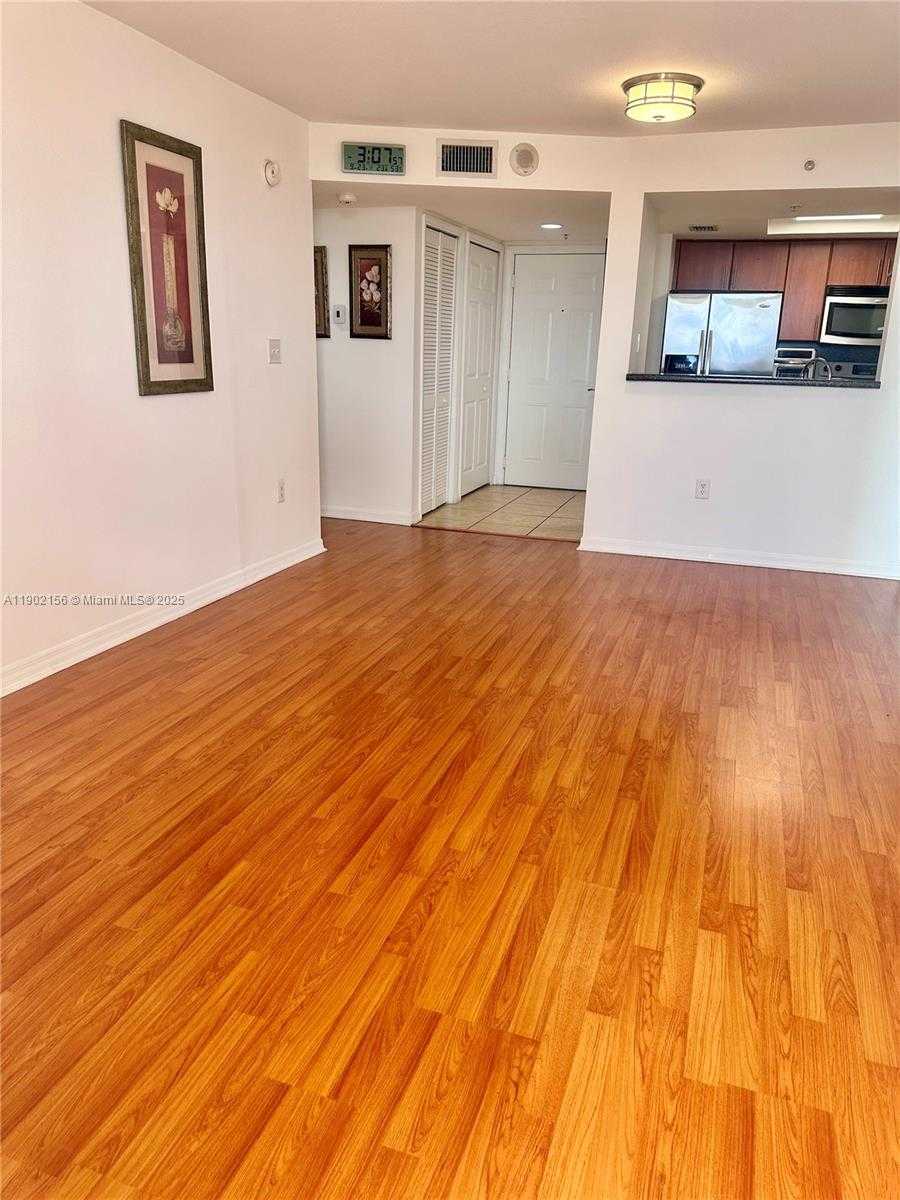 Small Image of 1690 SOUTH WEST 27TH AVE #806, Miami Number 5