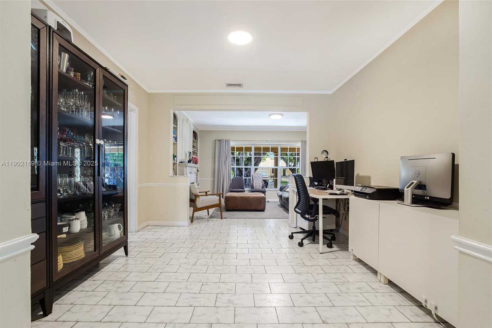 Small Image of 600 SOUTH WEST 25TH RD, Miami Number 11