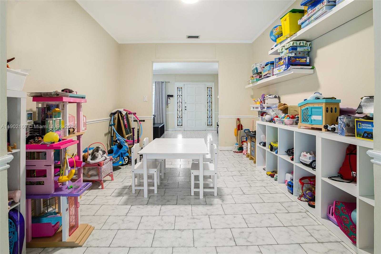 Small Image of 600 SOUTH WEST 25TH RD, Miami Number 16