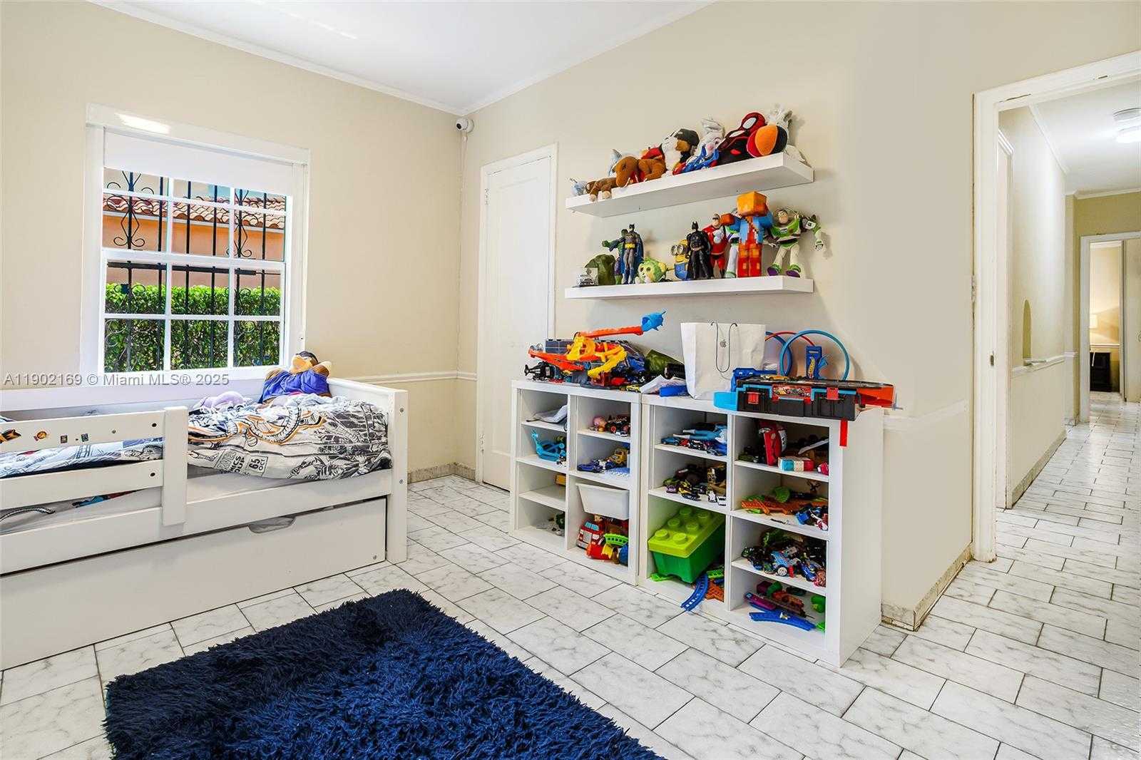 Small Image of 600 SOUTH WEST 25TH RD, Miami Number 20