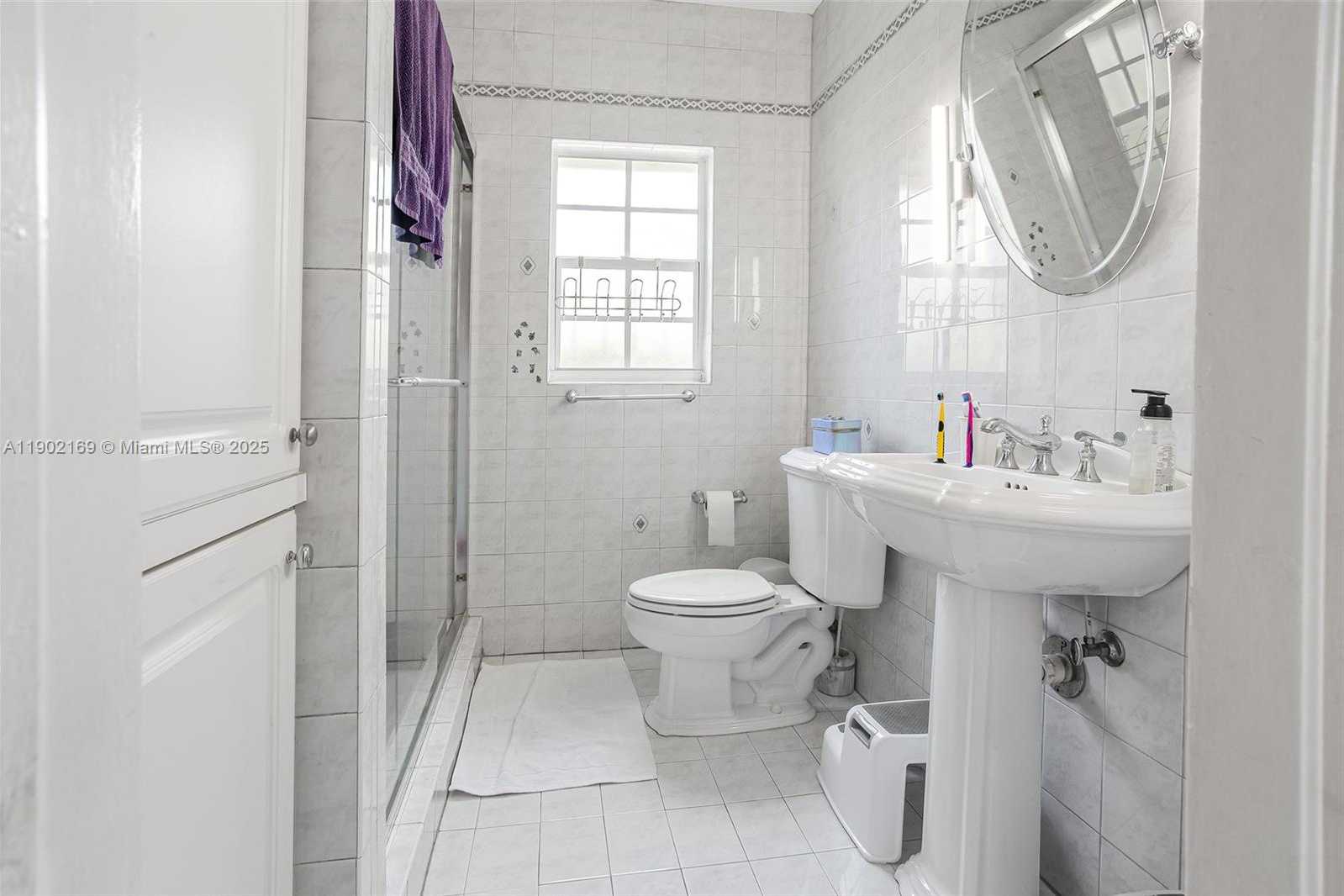 Small Image of 600 SOUTH WEST 25TH RD, Miami Number 29