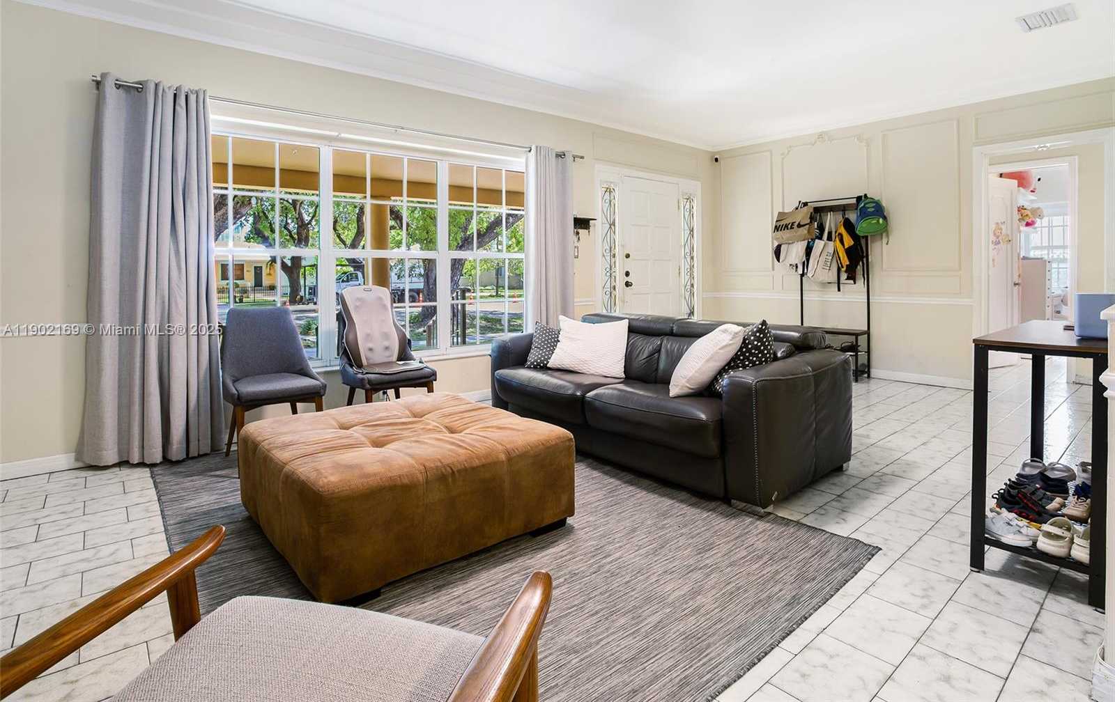 Small Image of 600 SOUTH WEST 25TH RD, Miami Number 7