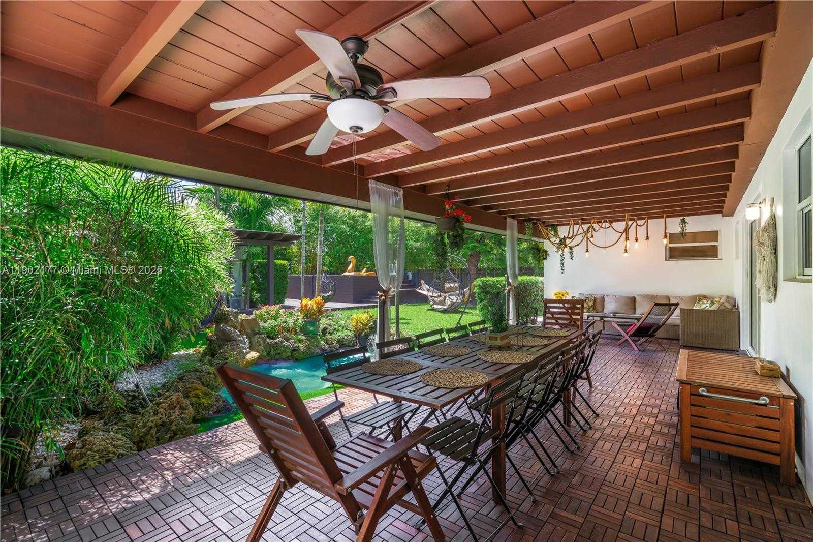 Small Image of 14615 NORTH EAST 3RD CT, Miami Number 16