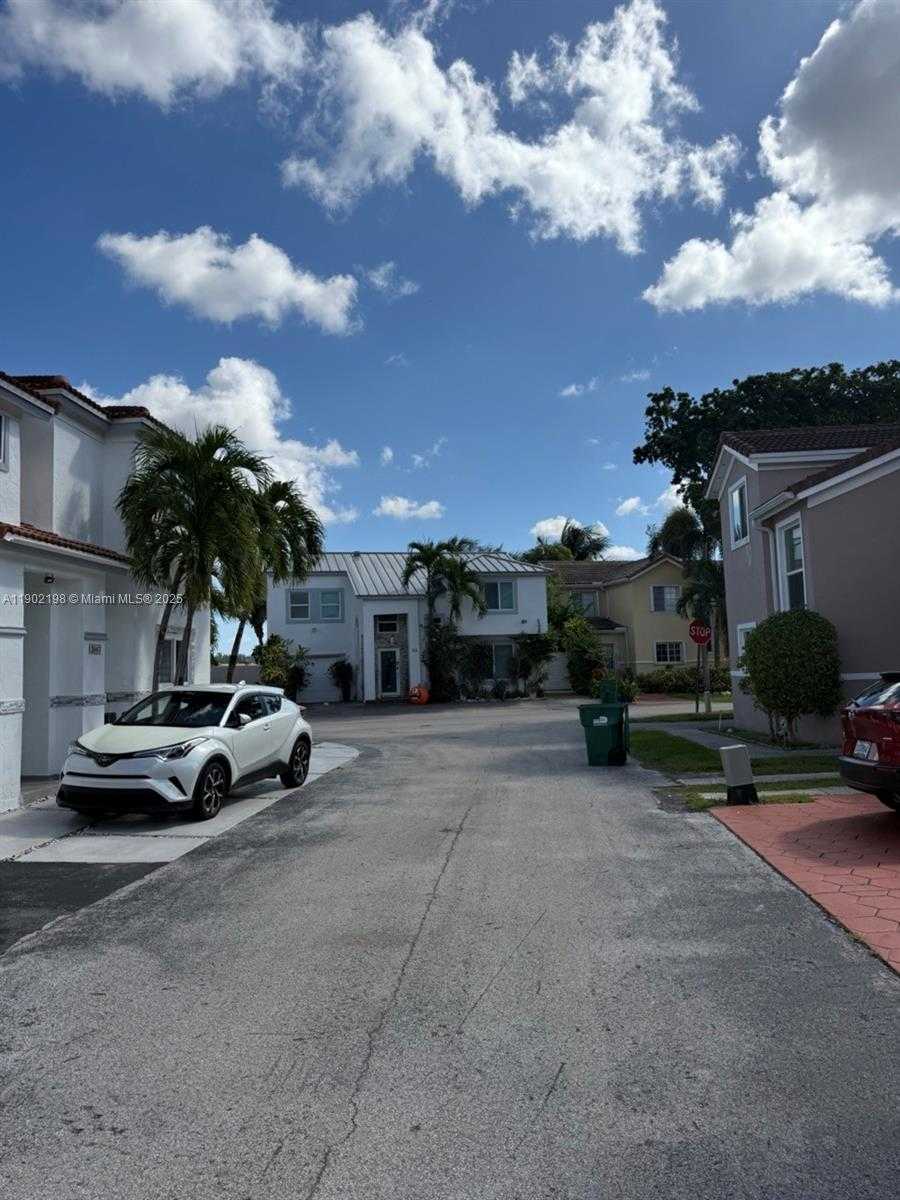 Small Image of 12672 NORTH WEST 9TH WAY, Miami Number 24