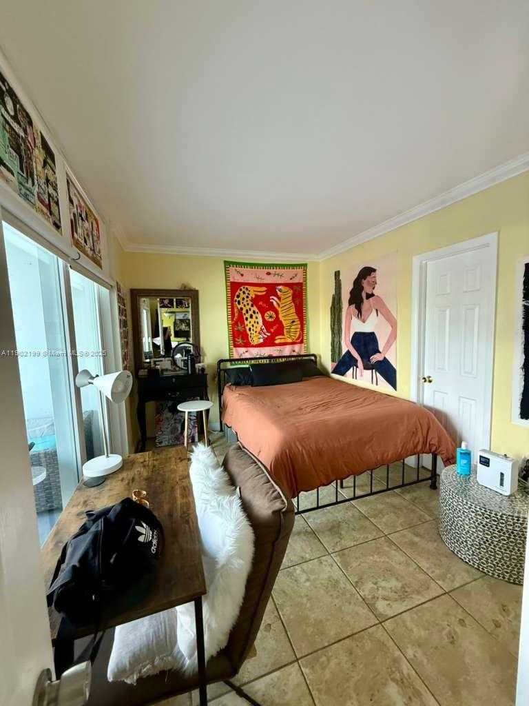 Small Image of 5401 COLLINS AVE #131, Miami Beach Number 12