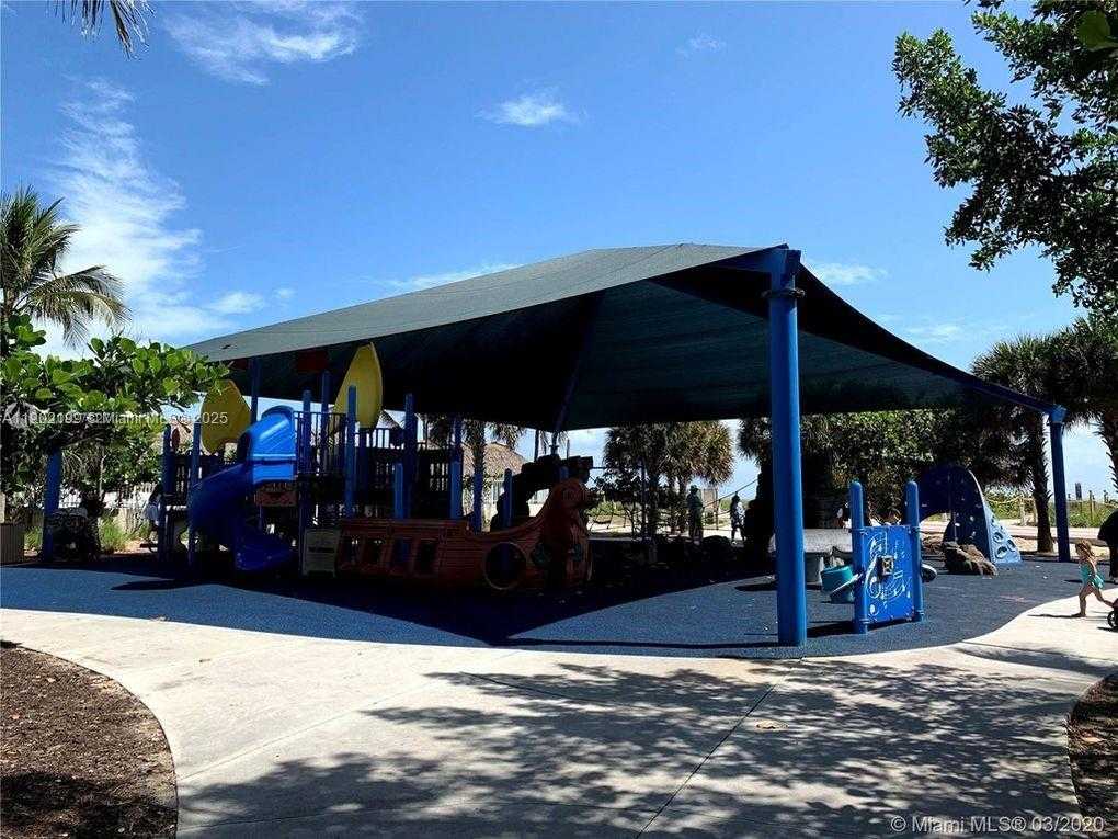 Small Image of 5401 COLLINS AVE #131, Miami Beach Number 33