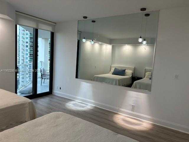 Small Image of 19500 TURNBERRY WAY #12E, Aventura Number 22