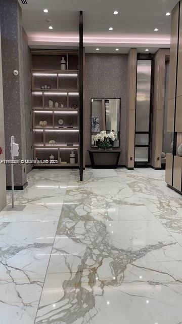 Small Image of 19500 TURNBERRY WAY #12E, Aventura Number 49