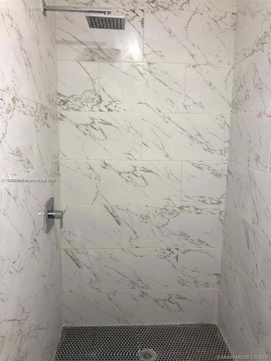 Small Image of 6200 DEWEY ST #A, Hollywood Number 7