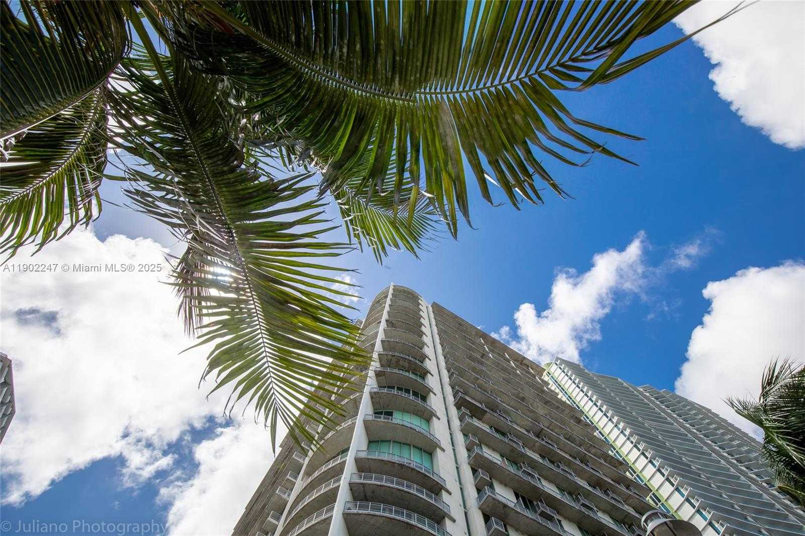 Small Image of 690 SOUTH WEST 1ST CT #PHI17, Miami Number 48