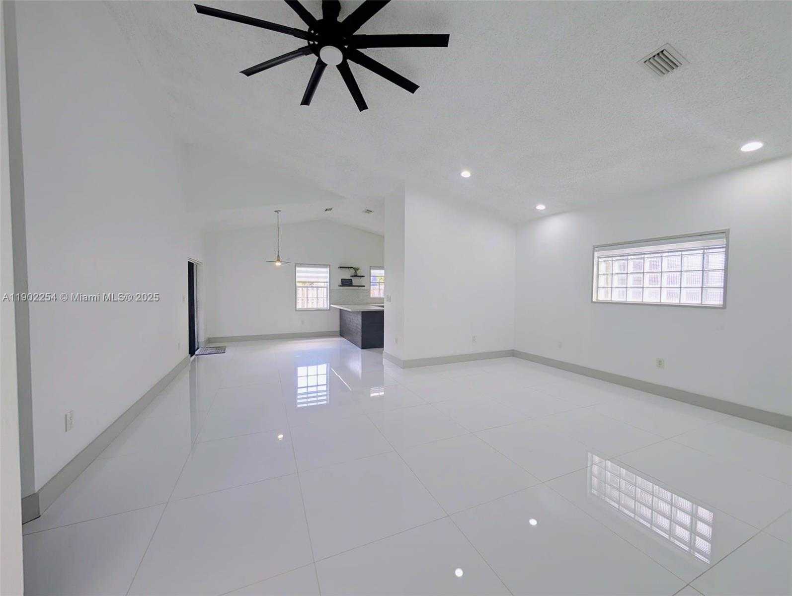 Small Image of 15356 SOUTH WEST 42ND LN, Miami Number 2