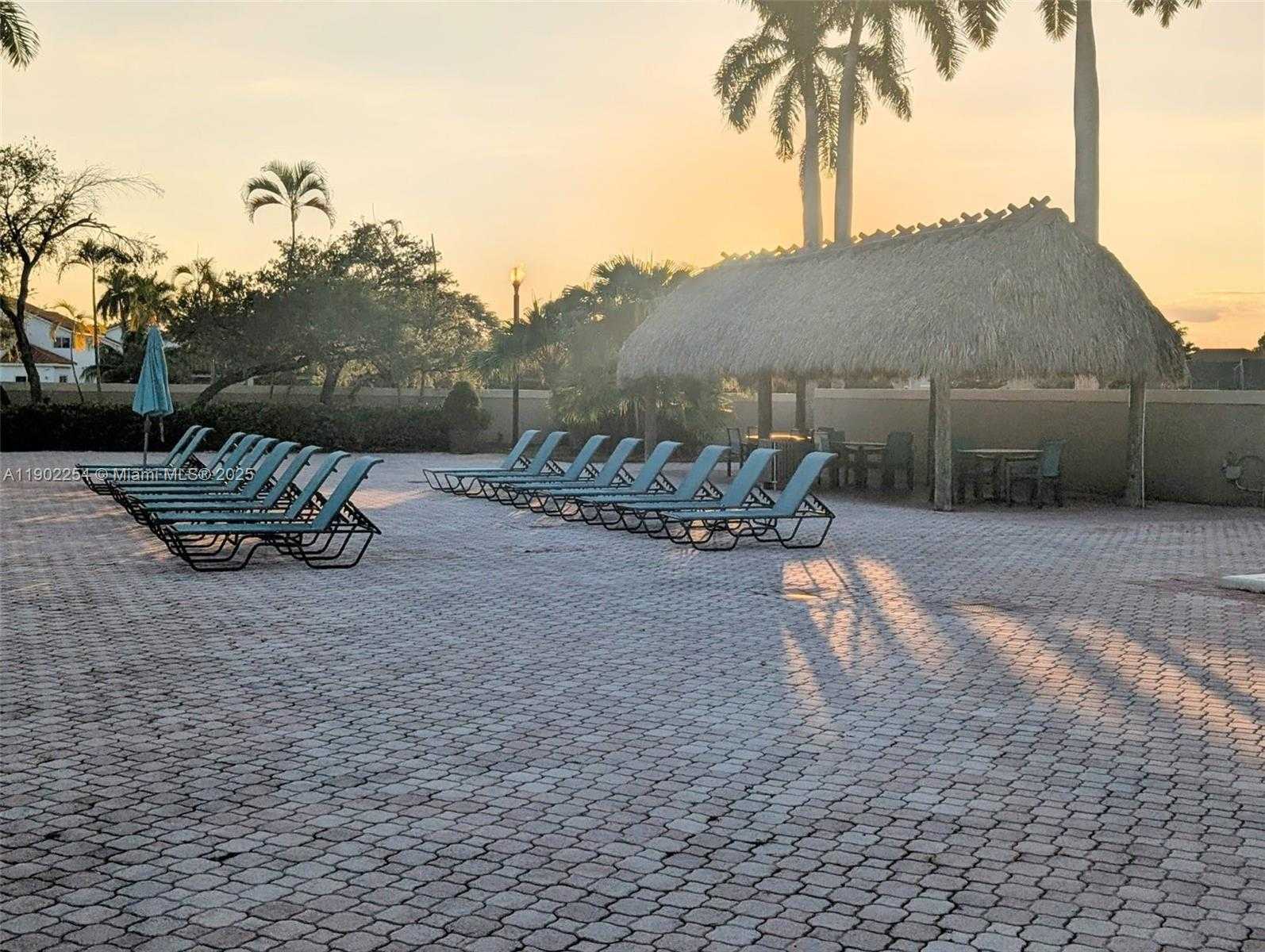 Small Image of 15356 SOUTH WEST 42ND LN, Miami Number 24