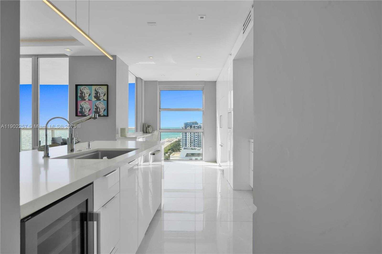 Small Image of 4201 SOUTH COLLINS AVE #2101, Miami Beach Number 5