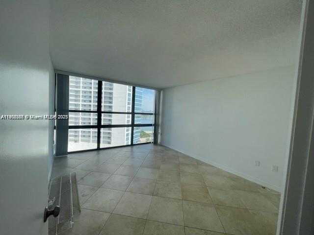 Small Image of 600 NORTH EAST 36 ST #1705, Miami Number 4
