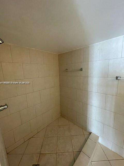 Small Image of 600 NORTH EAST 36 ST #1705, Miami Number 9