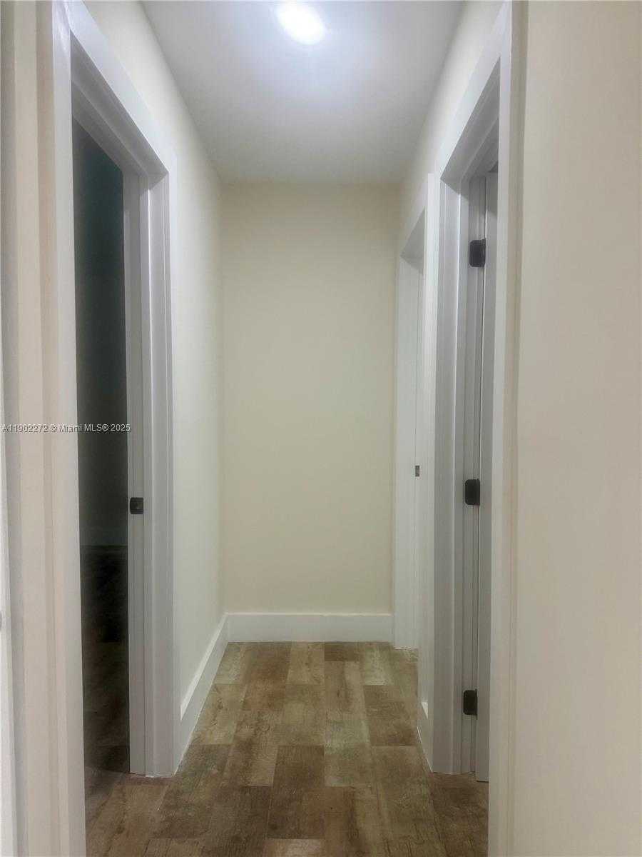 Small Image of 14103 SOUTH WEST 52ND TER, Miami Number 31