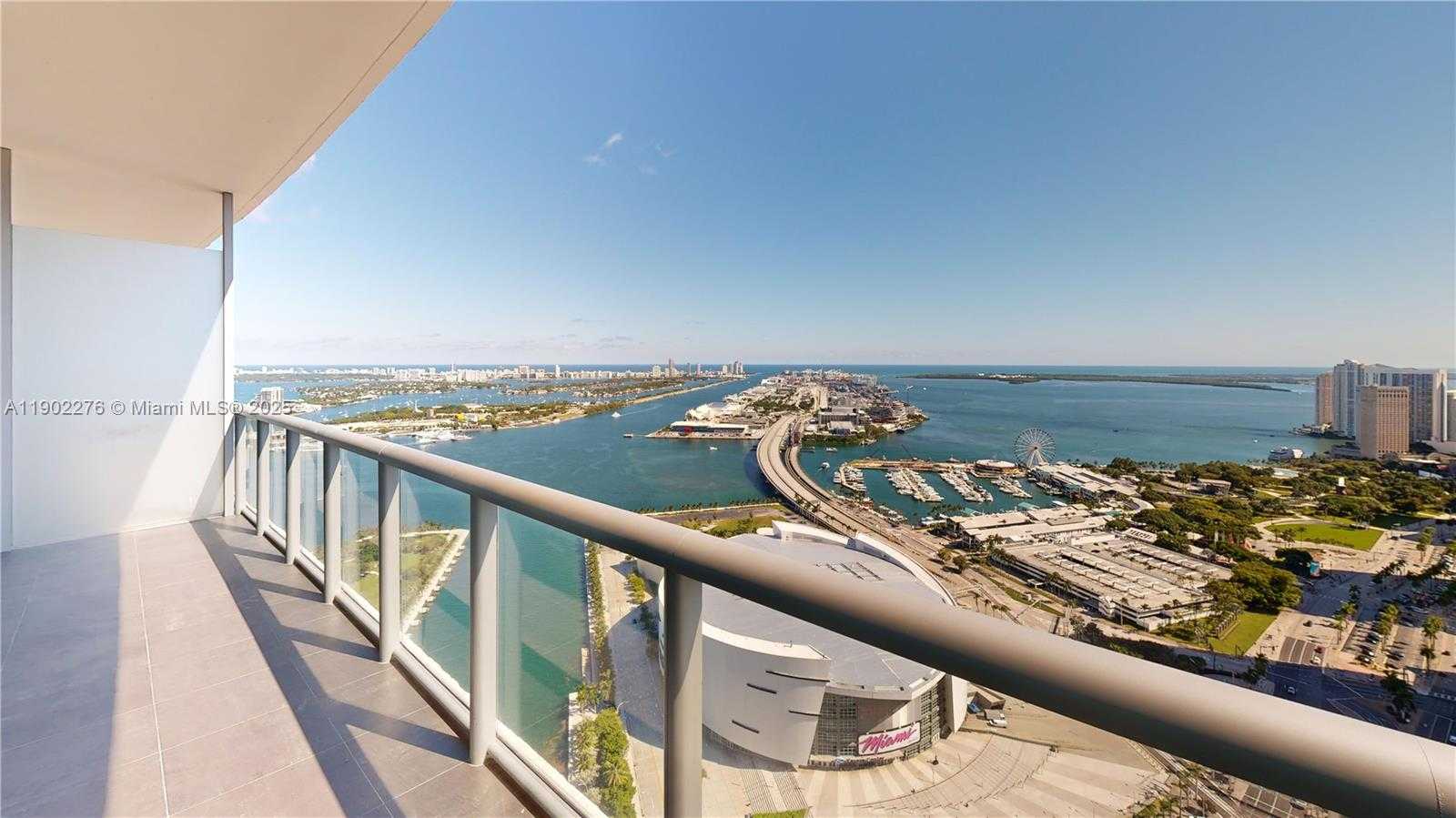 Small Image of 888 BISCAYNE BLVD #4704, Miami Number 14