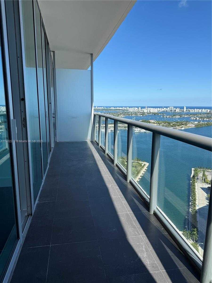 Small Image of 888 BISCAYNE BLVD #4704, Miami Number 15