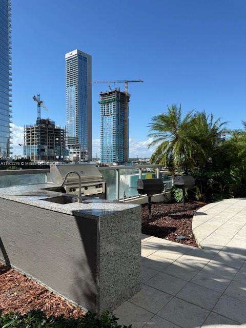Small Image of 888 BISCAYNE BLVD #4704, Miami Number 47