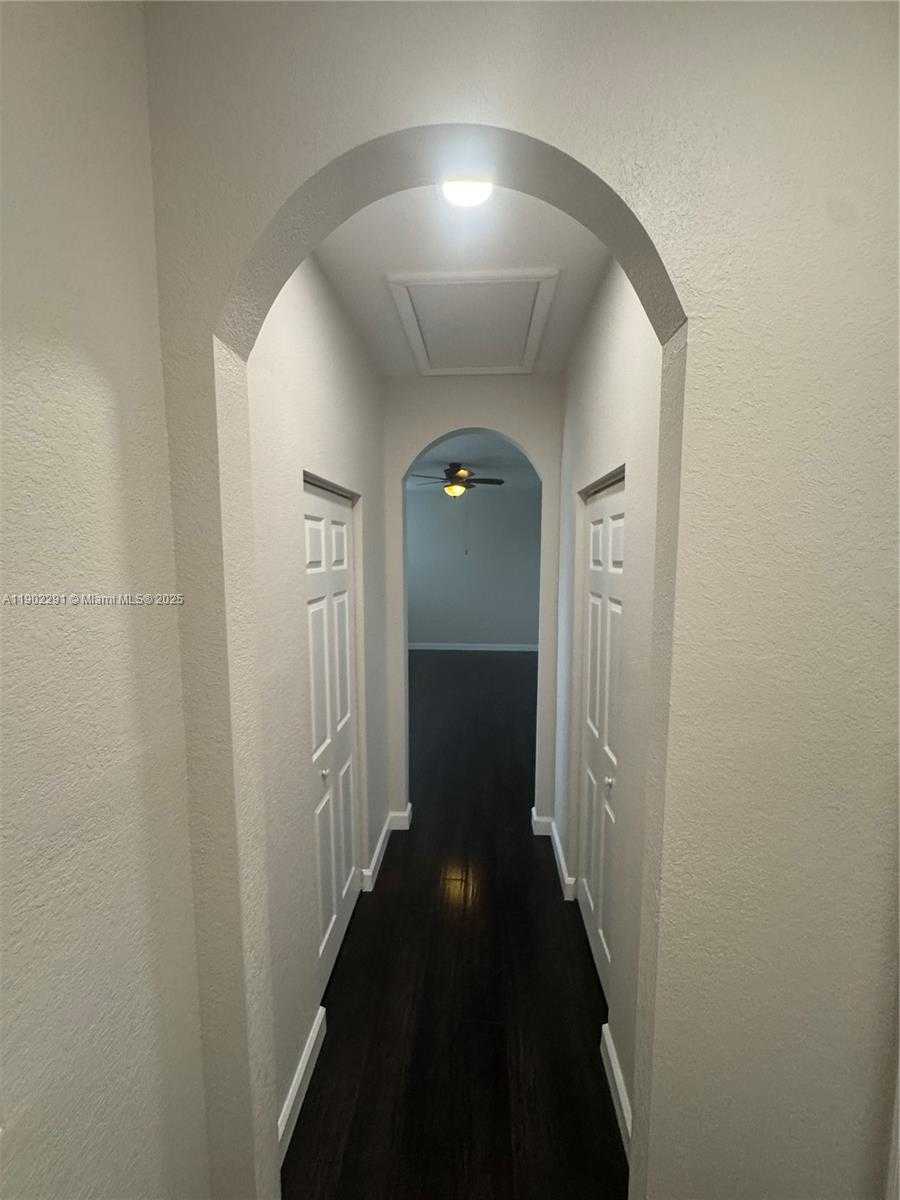 Small Image of 17145 SOUTH WEST 92ND ST #17145, Miami Number 28