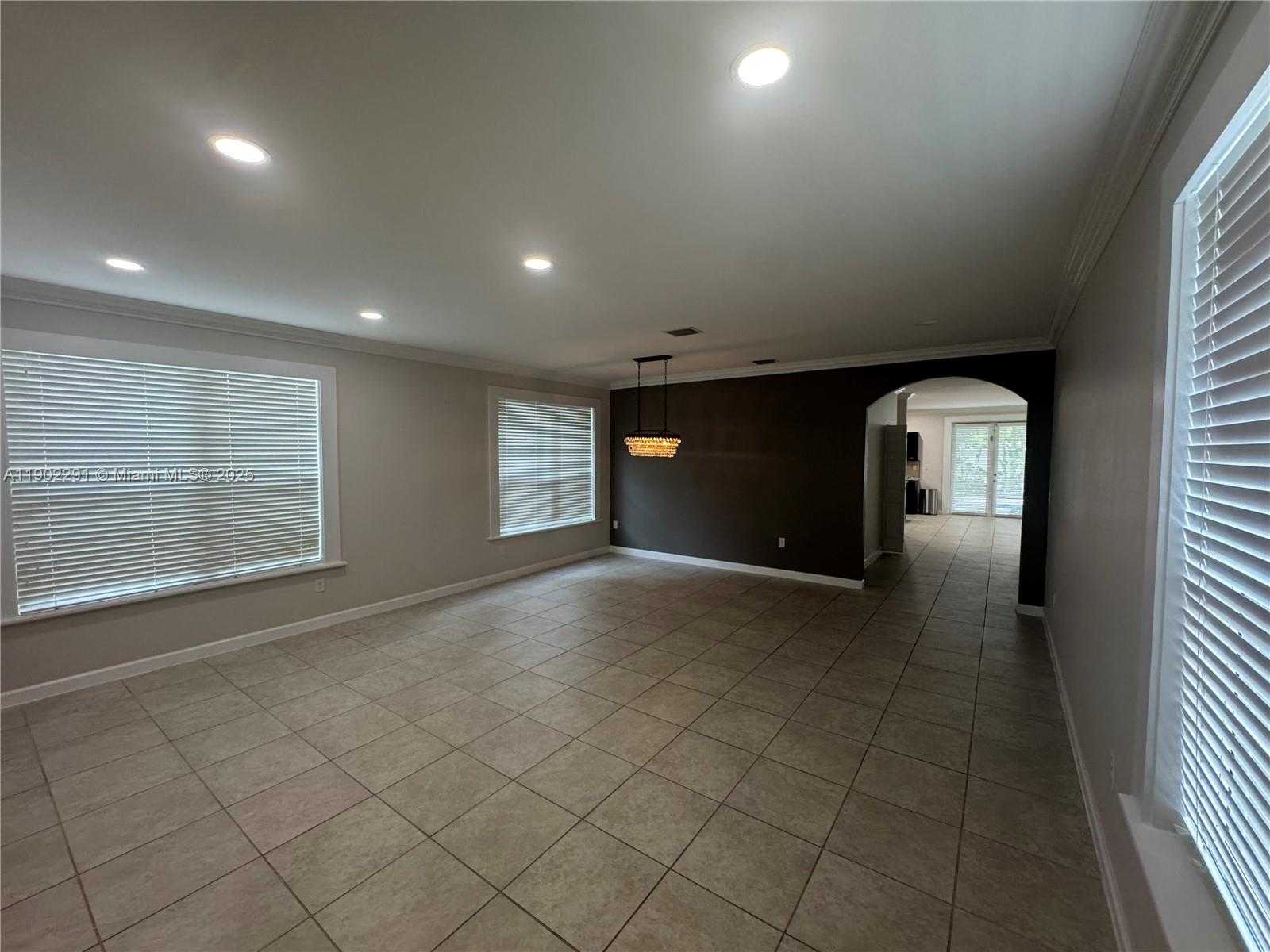 Small Image of 17145 SOUTH WEST 92ND ST #17145, Miami Number 4