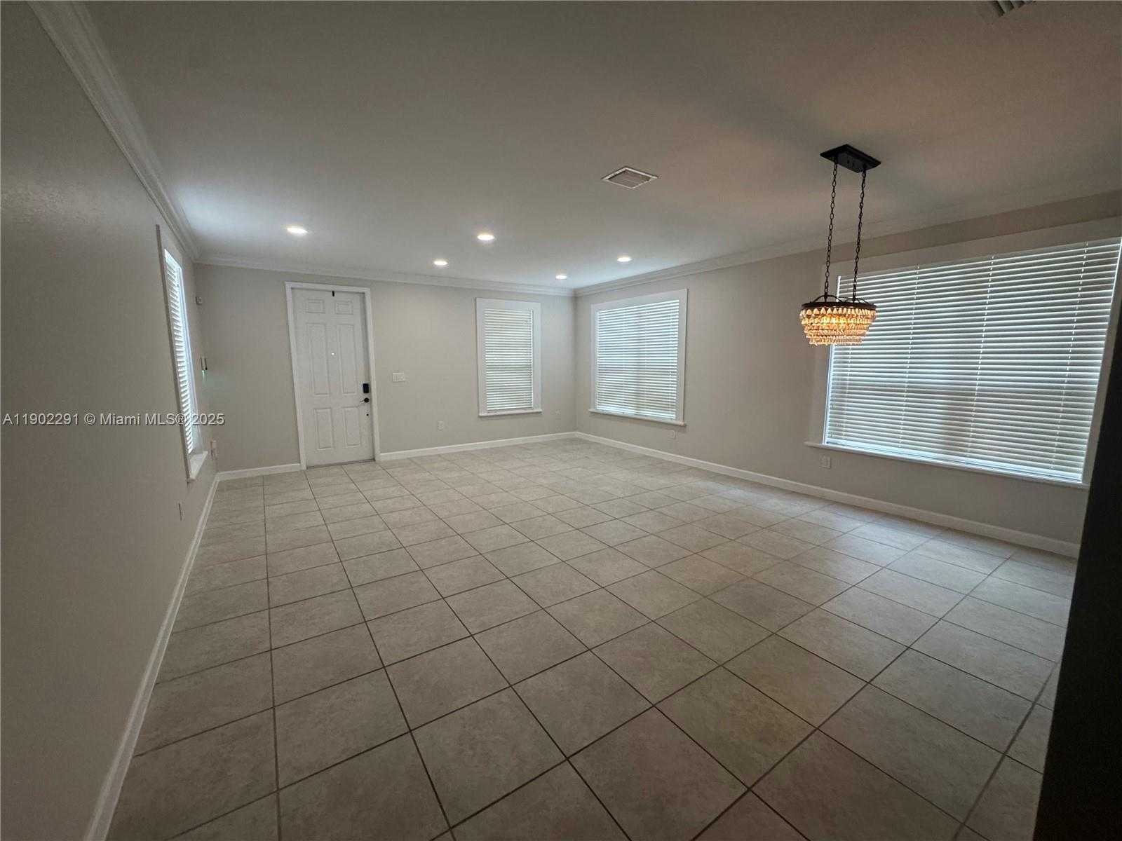 Small Image of 17145 SOUTH WEST 92ND ST #17145, Miami Number 5