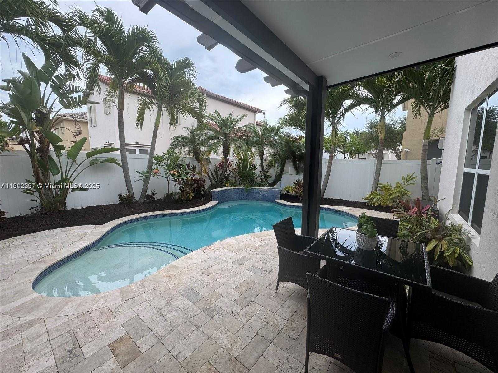 Small Image of 17145 SOUTH WEST 92ND ST #17145, Miami Number 51