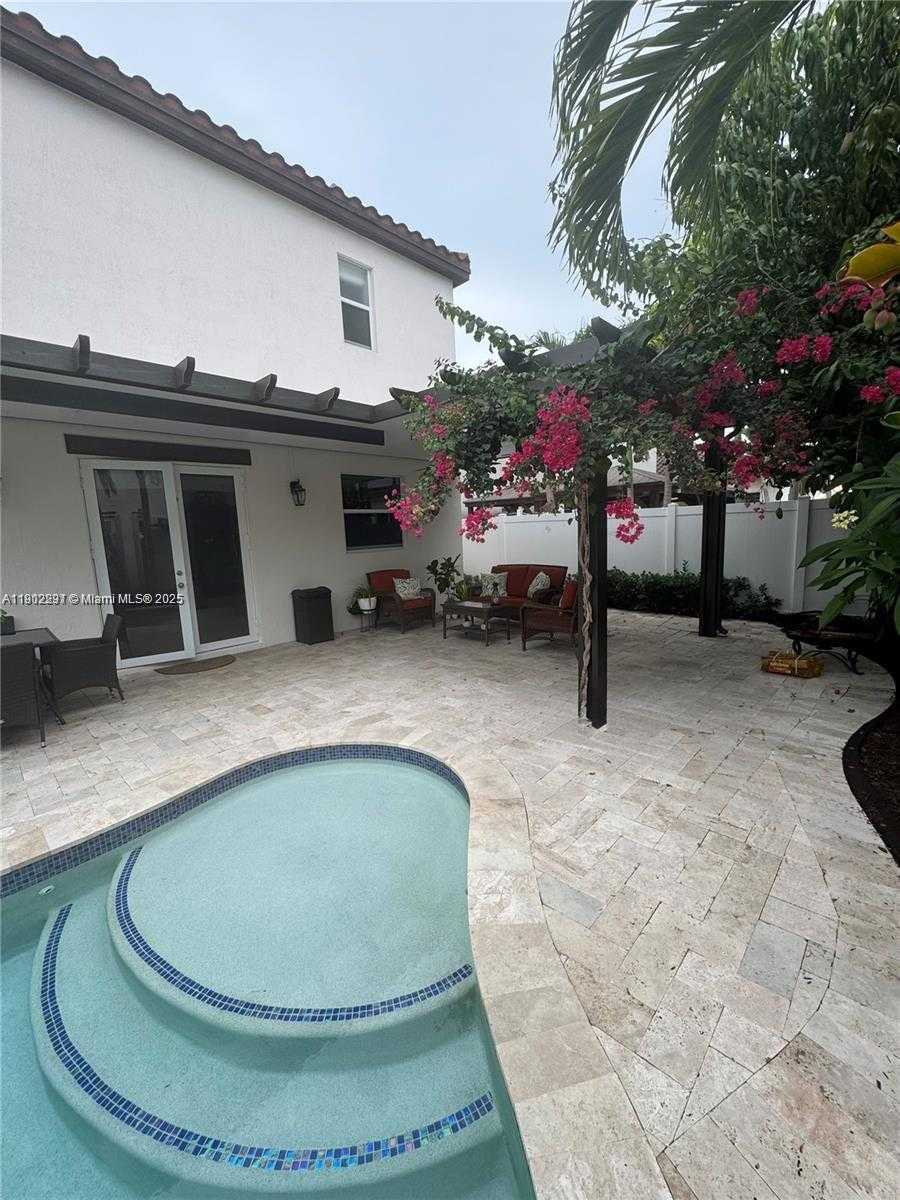 Small Image of 17145 SOUTH WEST 92ND ST #17145, Miami Number 54