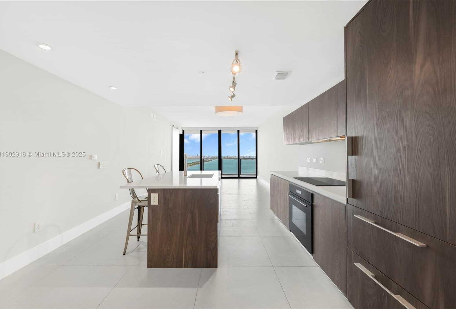 Small Image of 3131 NORTH EAST 7TH AVE #3402, Miami Number 5