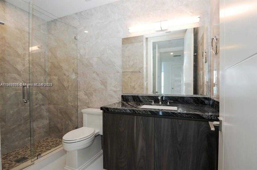 Imagen de Pequeño Objeto