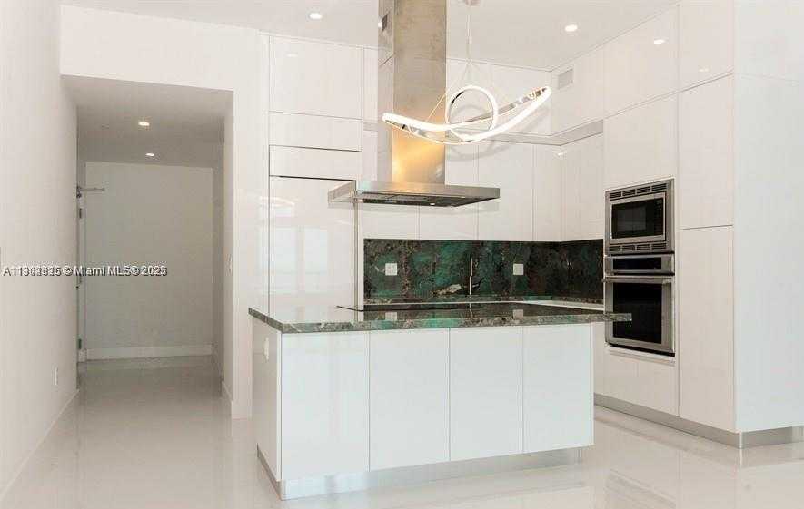 Imagen de Pequeño Objeto