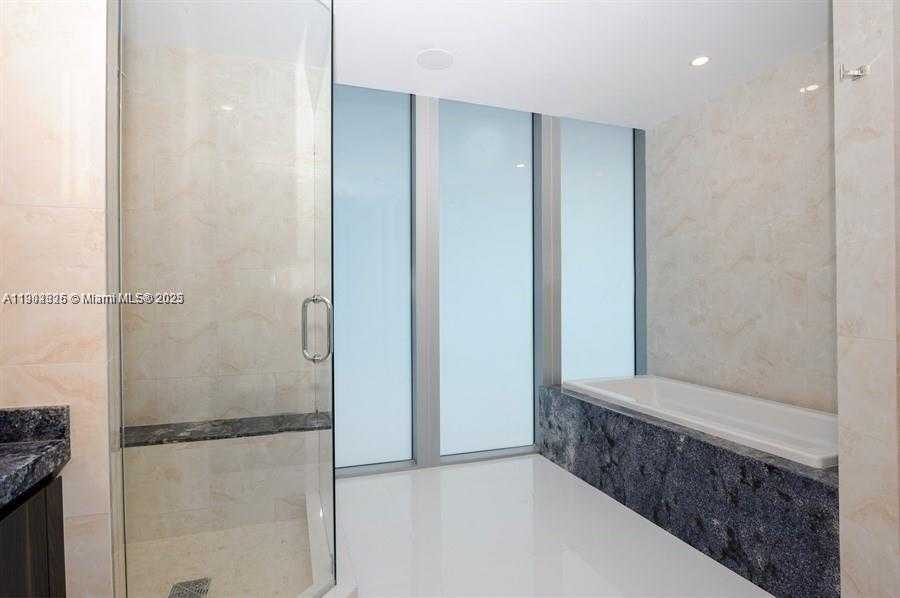 Imagen de Pequeño Objeto