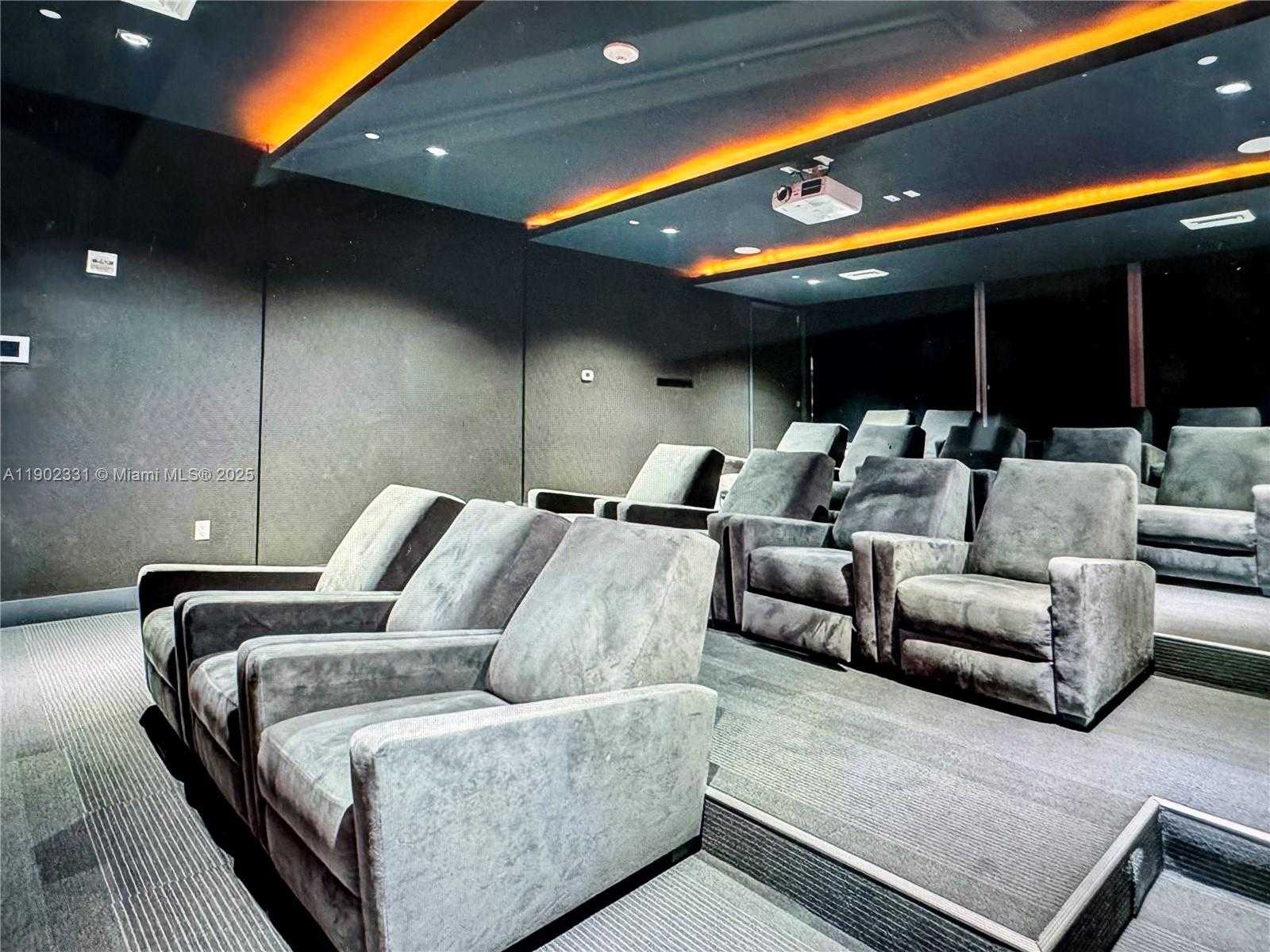 Small Image of 500 BRICKELL AVE #3704, Miami Number 28