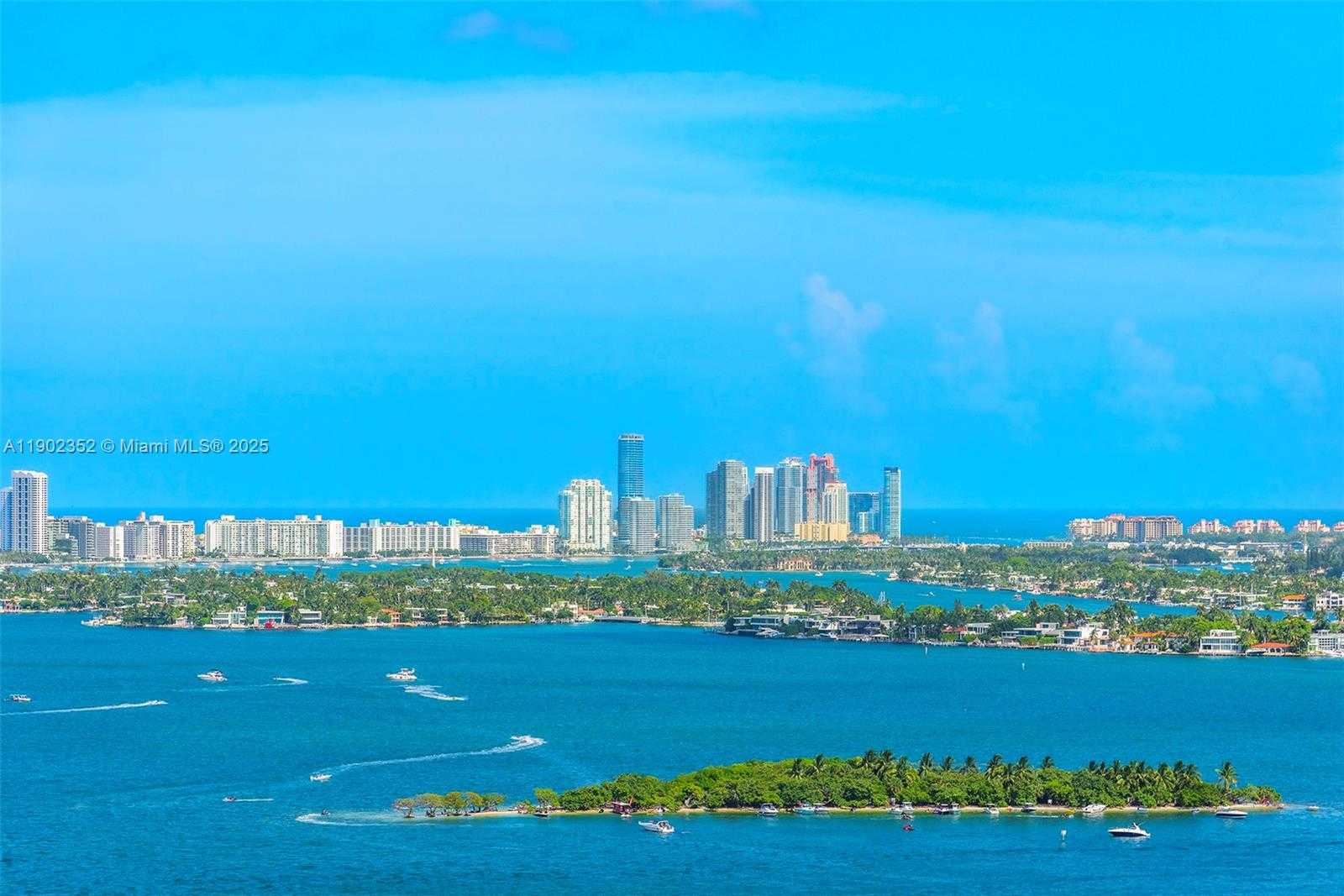 Imagen de Pequeño Objeto