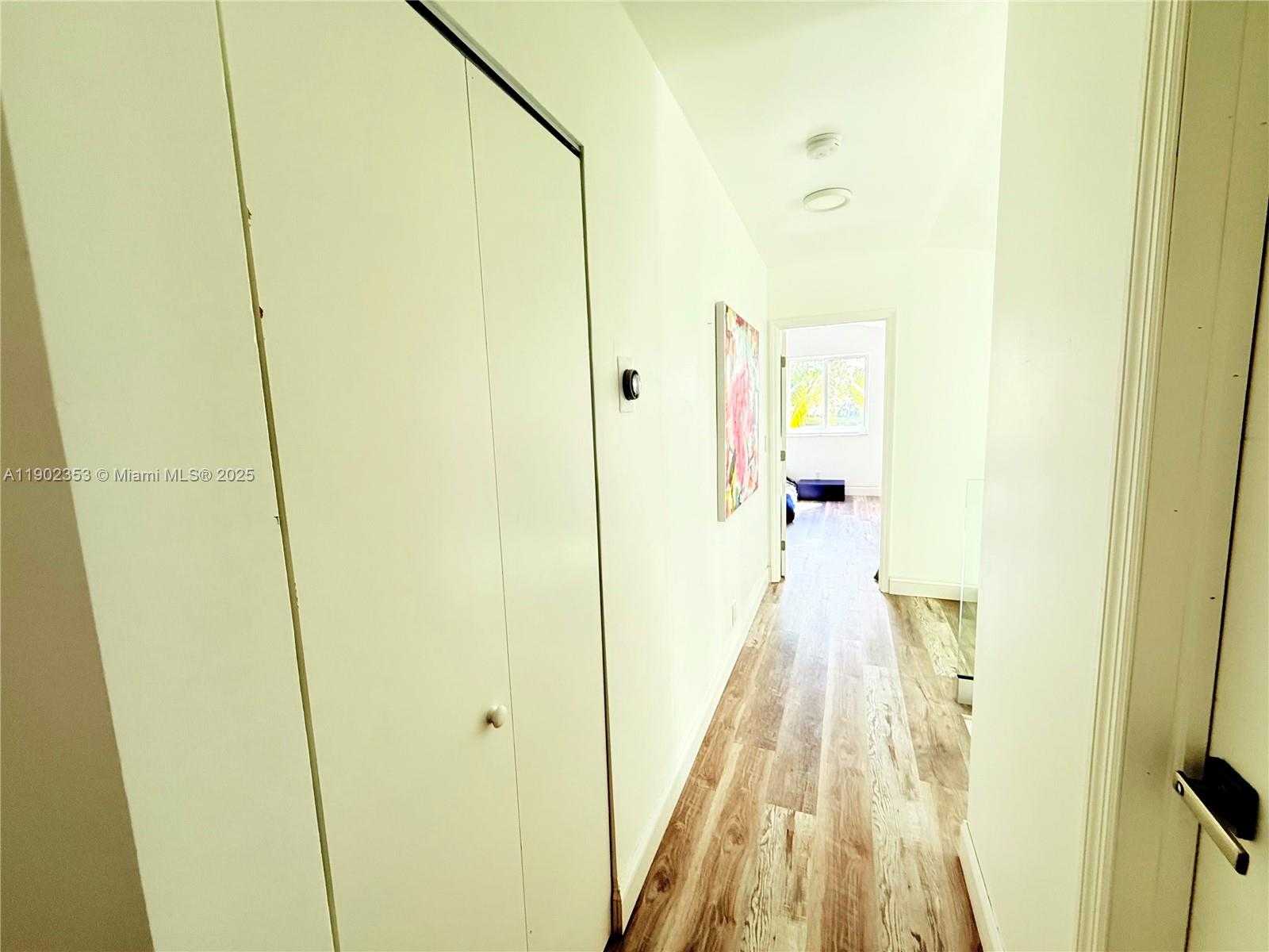 Small Image of 10626 NORTH WEST 7TH ST #10626, Pembroke Pines Number 25