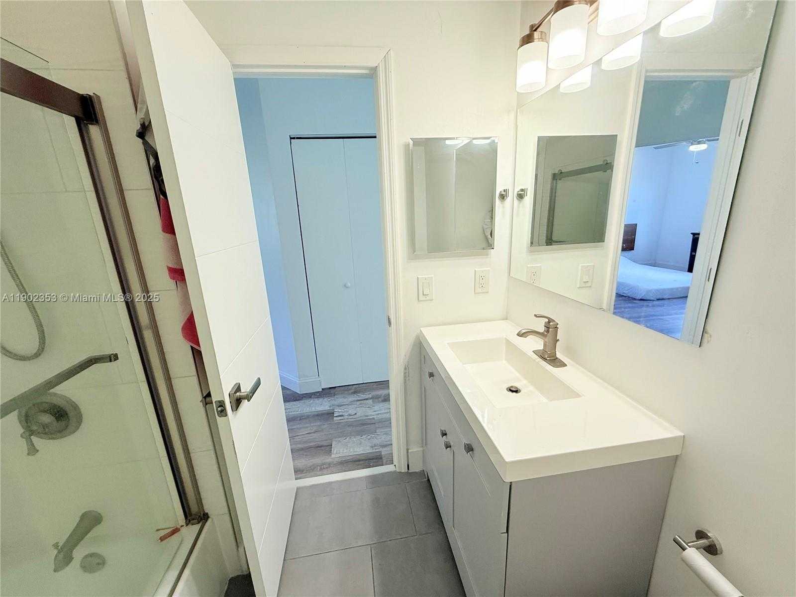 Small Image of 10626 NORTH WEST 7TH ST #10626, Pembroke Pines Number 31